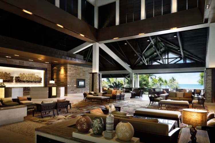 Garden wing lobby space